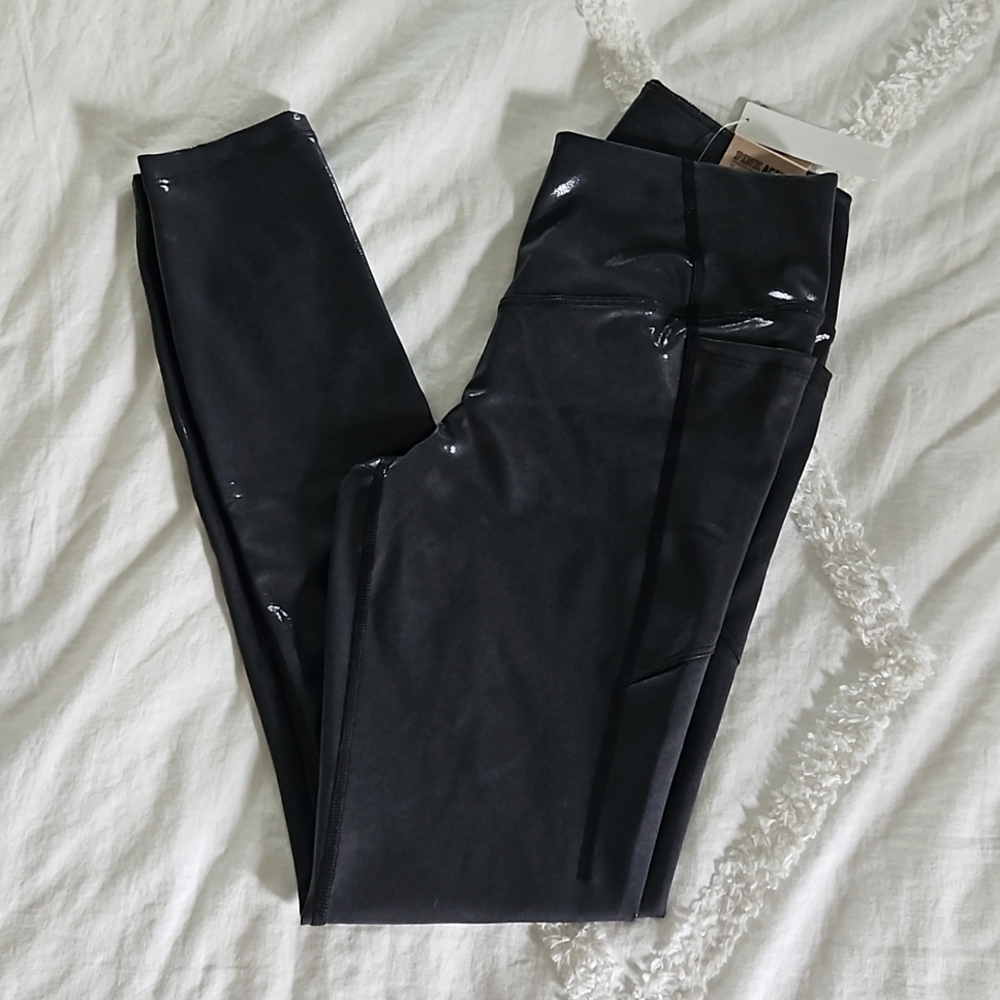 New Pink shimmer black leggings